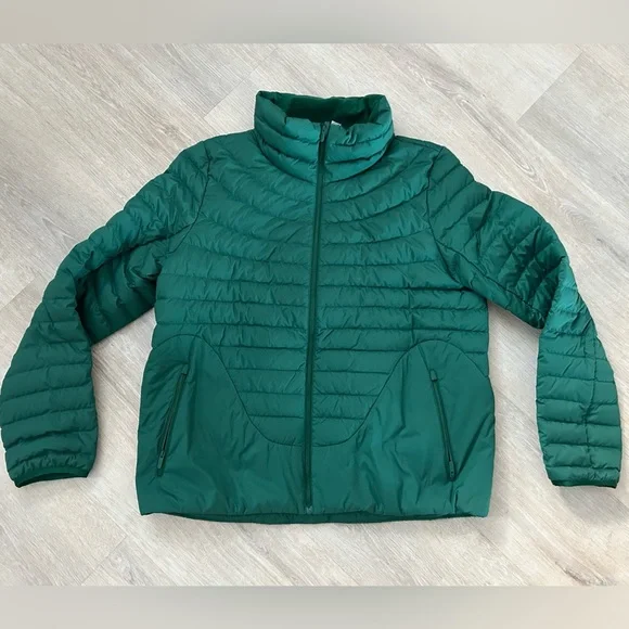 Lululemon lightweight Relaxed Down Jacket - Picture 1 of 10